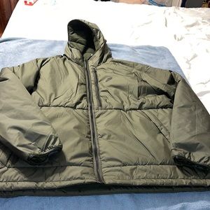 Mens Nike puff jacket this is awesome and extra warm